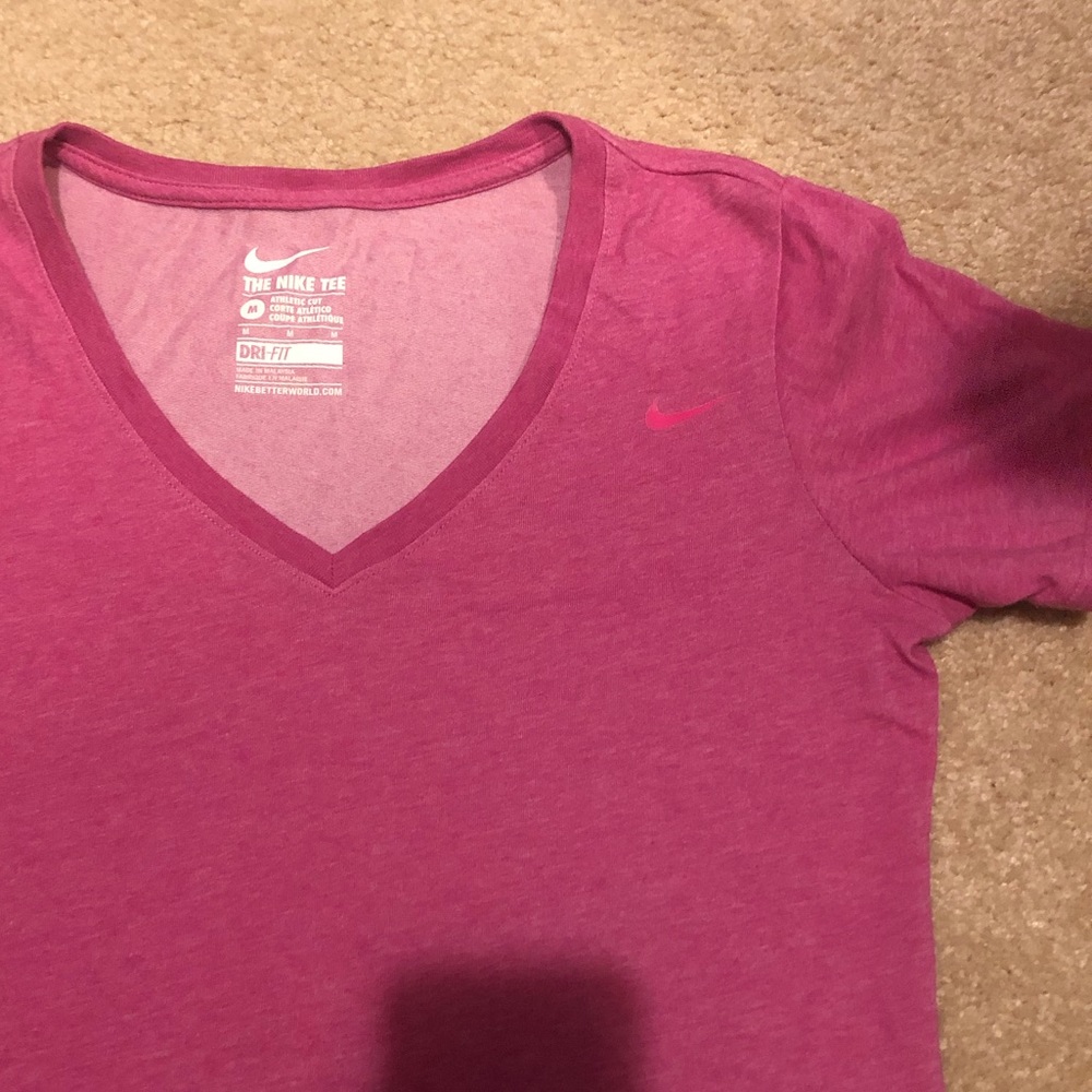 Nike women’s v neck